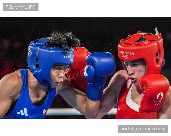 维尔德vs切索拉第三回合激烈对攻，现场观众起立欢呼